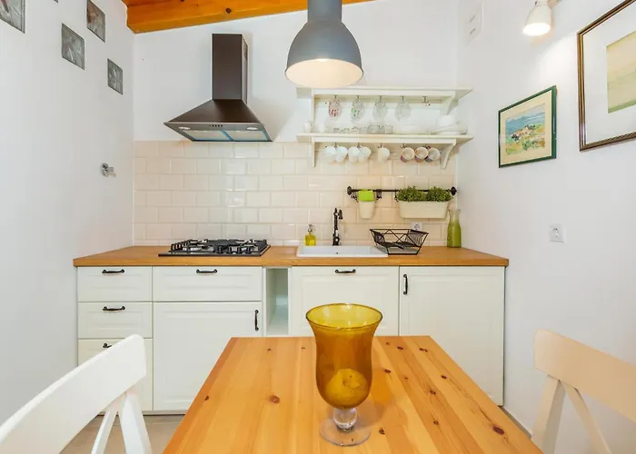 Holiday home 2 Bedroom Lovely In Punta Kriza