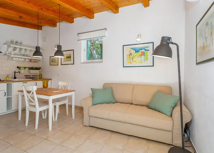 Holiday home 2 Bedroom Lovely In