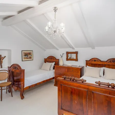 Holiday home 2 Bedroom Lovely In Punta Kriza