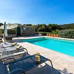 Holiday home Luxurious In Punta Kriza