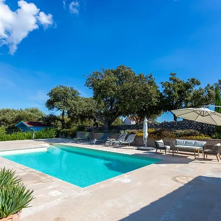 2 Bedroom Lovely In Punta Kriza * Nerezine