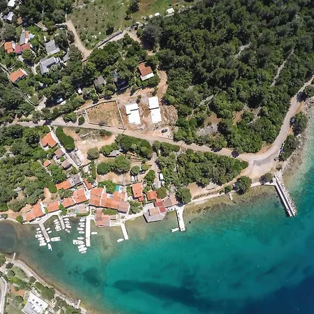 2 Bedroom Lovely In Punta Kriza *