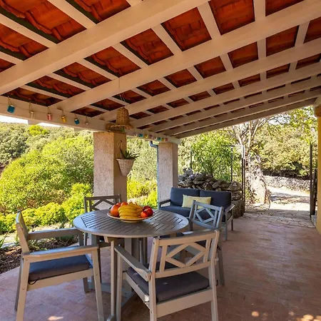 2 Bedroom Lovely In Punta Kriza * Nerezine