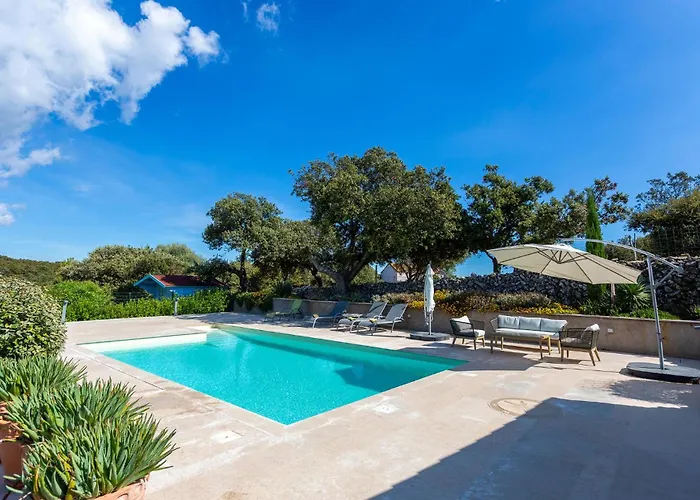 2 Bedroom Lovely In * Punta Križa
