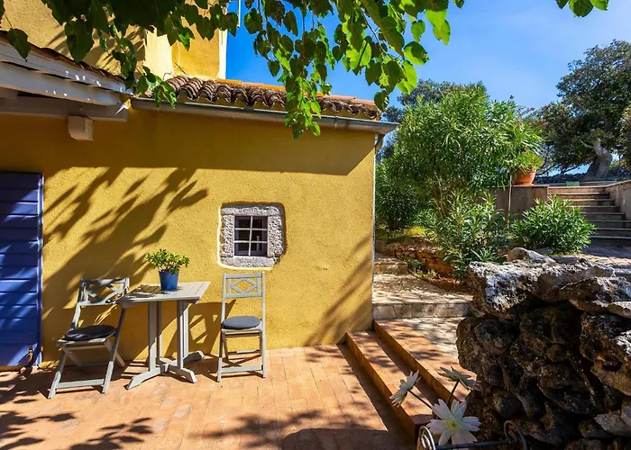 2 Bedroom Lovely In *